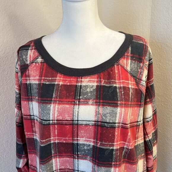 Mossimo Supply Co. Women's Crewneck Printed Plaid Sweatshirt ~ Size 1X - Picture 2 of 5